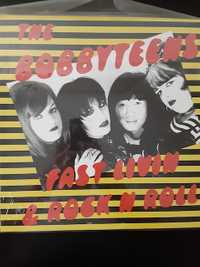  The Bobbyteens ‎– Fast Livin & Rock N Roll - Lipstick Records -1998